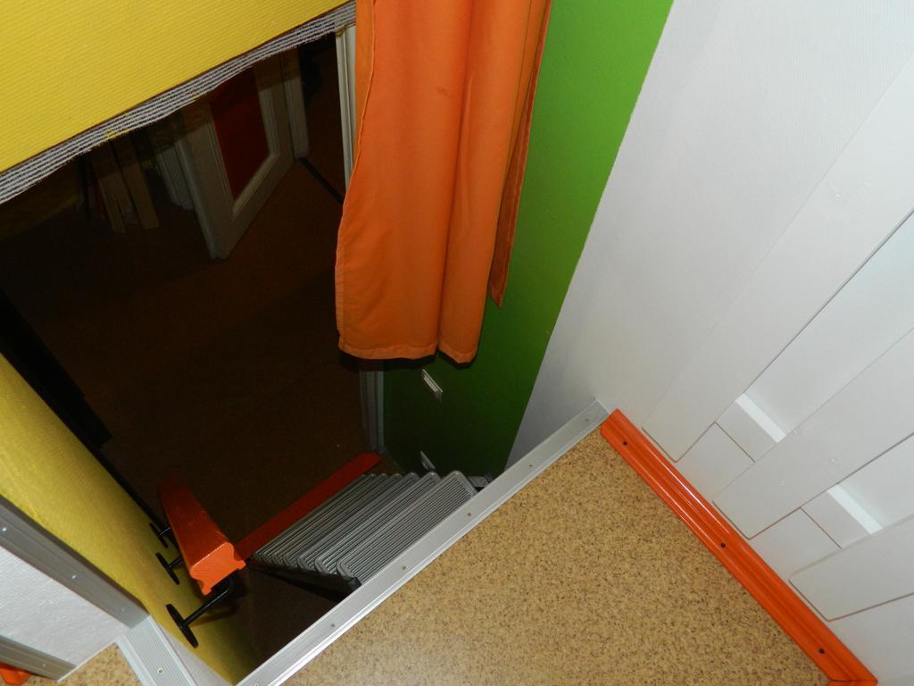 The Georgehouse Hostelリヴィウ エクステリア 写真